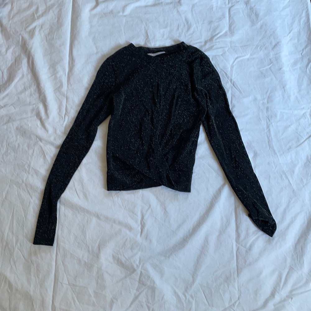 Mesh sparkle twist from top